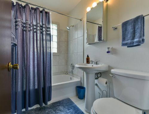 3281 68, Milwaukee WI 53213-3930 exterior