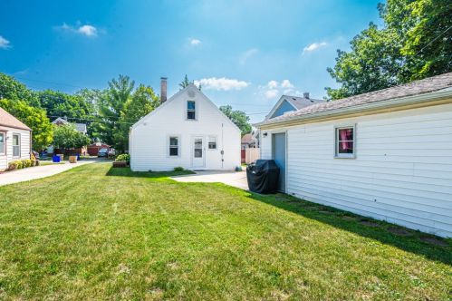 6400 37 Ave, Kenosha WI 53142-3335 exterior