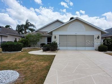304 Northway Dr, Ruskin, FL 33573-6906