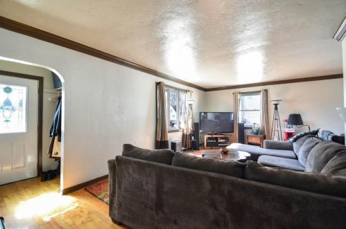 1503 Grignon St, Green Bay, WI 54301-3026