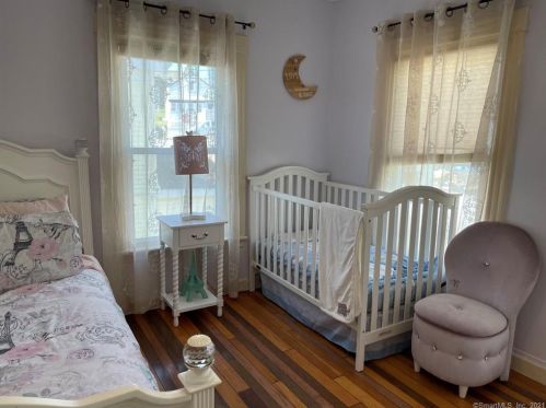 3 Griswold Ct, United States Coast Guard Ac CT  06320-5209 exterior