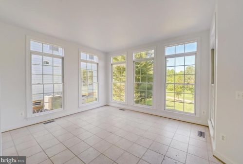 4424 Tuscany Ct, Woodbridge VA  22192-5519 exterior