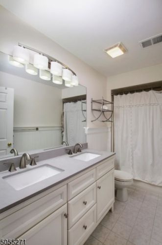 20 Catswamp Rd, Hackettstown NJ  07840-4643 exterior