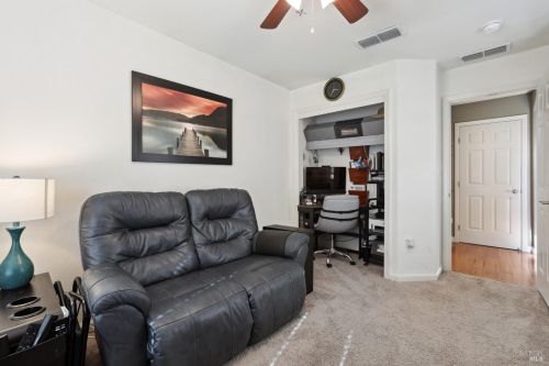 720 Livingston Pl, Rio Vista CA  94571-5116 exterior