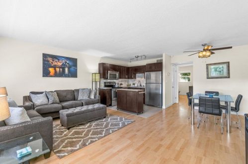 638 Snug Harbor Dr, Boynton Beach, FL 33435-6164