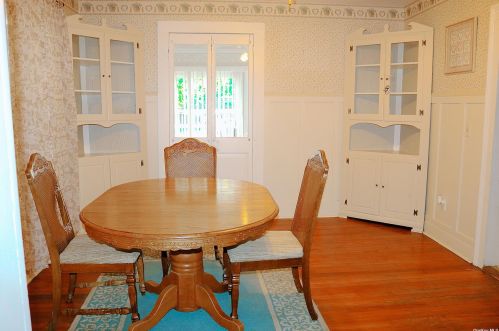 24 Park Ave, Babylon NY  11702-1706 exterior