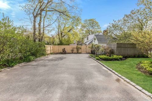 203 Academy St, Bay Port NY  11705-1827 exterior