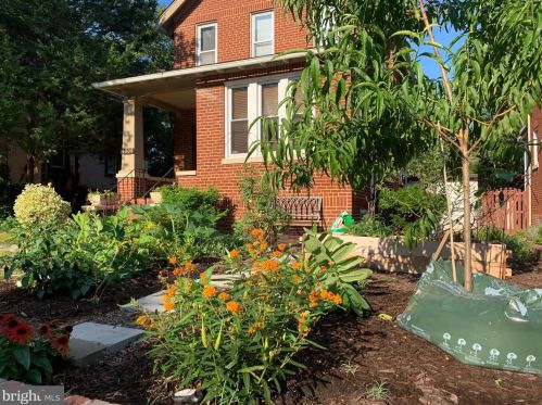 4004 21st St, Washington, DC 20018-3260