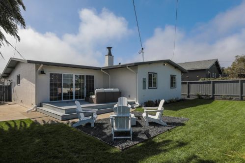 3120 Geoffrey Dr, San Bruno CA  94066-1623 exterior