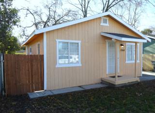 1048 Rivera Dr, Sacramento, CA 95838-4442
