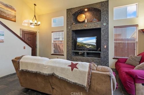 867 9th St, Pismo Beach CA  93433-2737 exterior