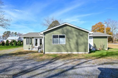 36475 Roxana Rd, Selbyville, DE 19975-3317