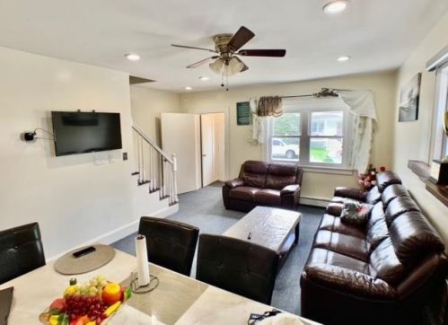 25 Anna St, Perth Amboy NJ  08863-1904 exterior