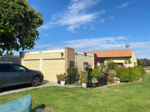 636 Yellowstone Dr, Vacaville, CA 95687-3429