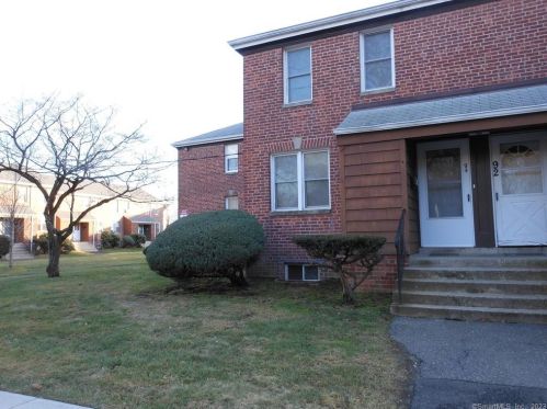 94 Virginia Ave, Bridgeport, CT 06610-1506