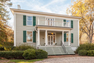 317 Main St, Warrenton, NC 27589-1825