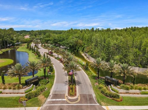 18914 Place Marquette, Lutz FL  33558-5312 exterior