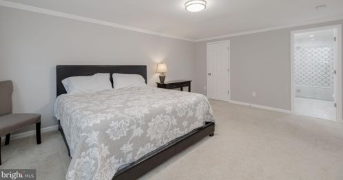 6251 Garretson St, Springfield VA  22015-3521 exterior