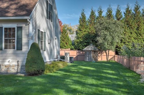 46 Queens Rd, Keene NH  03431-2132 exterior