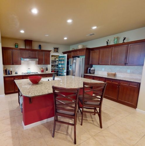 4153 Serena Ave, Clovis CA  93619-0511 exterior