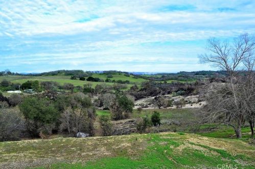 53292 Smith Rd, Lake Nacimiento CA  93426-9424 exterior