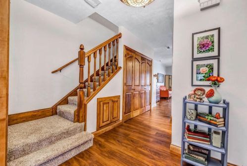 403 3 St, Aurora IN 47001-1311 exterior