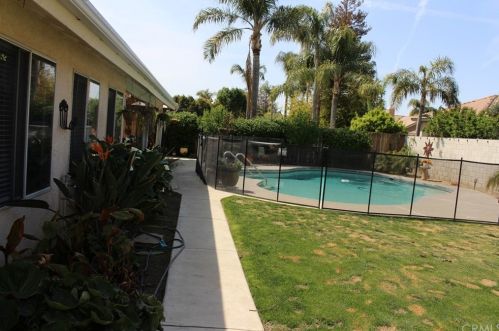 13904 Las Entradas, Bakersfield CA 93314-4209 exterior