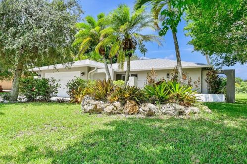 27540 Suffridge Dr, Bonita Springs, FL 34135-4527