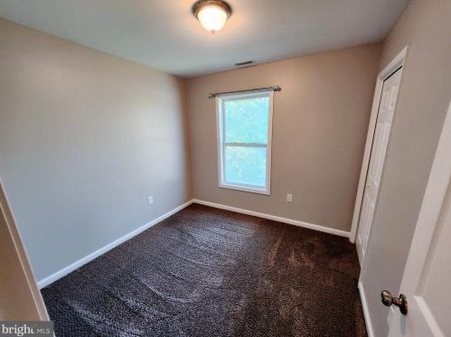 525 Center St, Laurel DE  19956-1331 exterior