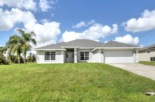 3922 22nd Ave, Cape Coral, FL 33909-3289