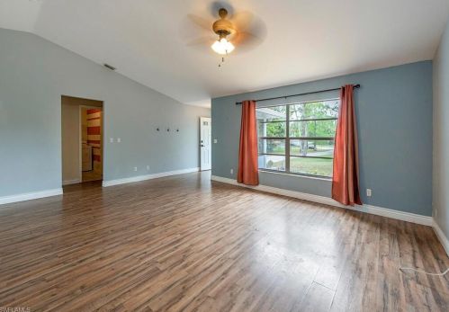 3470 White Blvd, Naples, FL 34117-4120