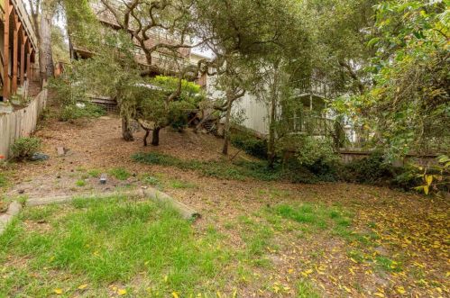 1104 Austin Ave, Del Monte Park CA  93950-5402 exterior