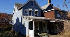 514 4th Ave, New Kensington, PA 15068-6504