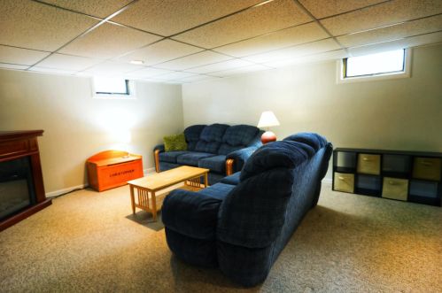 3682 Ramsey Ave, Cudahy WI 53110-3000 exterior