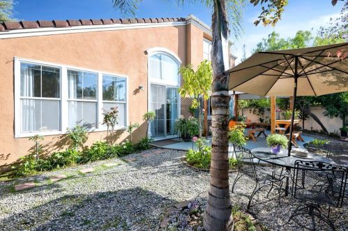 5625 Le Fevre Dr, San Jose CA  95118-3927 exterior