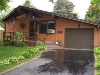 61 Prospect Ave, Plattsburgh, NY 12901-1323