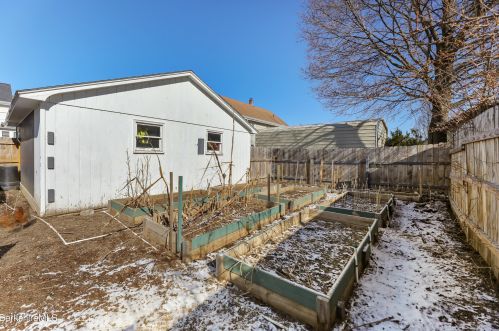 3 Hayer St, Adams MA exterior