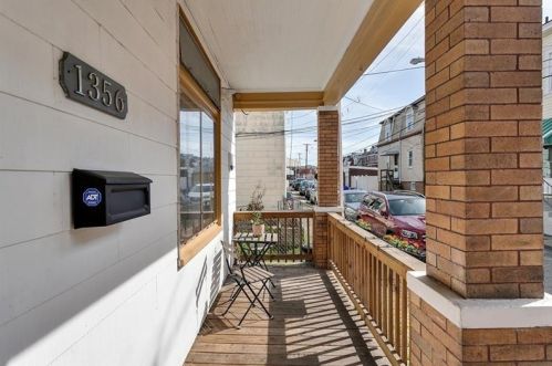 1356 Herman St, Pittsburgh, PA 15212-4321