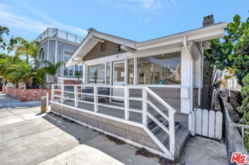 307 Fernando St, Newport Beach CA  92661-1236 exterior