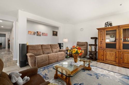 44034 Coral Dr, Lancaster CA  93536-2486 exterior