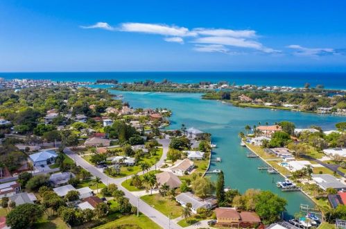 108 Lyons Bay Rd, Nokomis FL 34275-3015 exterior