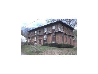 4 Oldham Ave, Waterbury CT  06705-3047 exterior