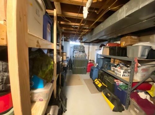 4042 93, Milwaukee WI 53222-1505 exterior