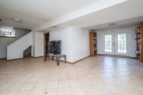 114 Fox Chase Dr, Verona PA  15147-2806 exterior