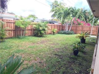 8831 10th St, Hollywood FL  33024-4702 exterior