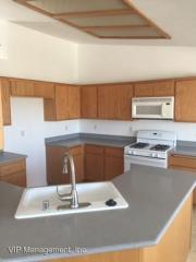 22732 Itasca Rd, Apple Valley CA  92308-6651 exterior