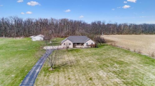 2999 Myers Rd, Springfield, OH 45502-8776