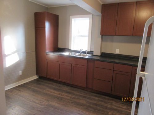 421 Liberty St, Hobart IN 46342-4645 exterior