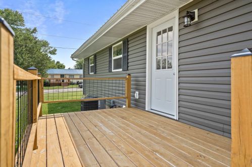 432 Thorne Ave, Wilmington OH  45177-1222 exterior