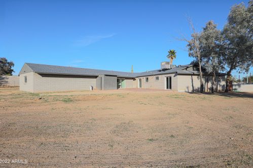 1912 200 Ave, Buckeye AZ 85326-9014 exterior